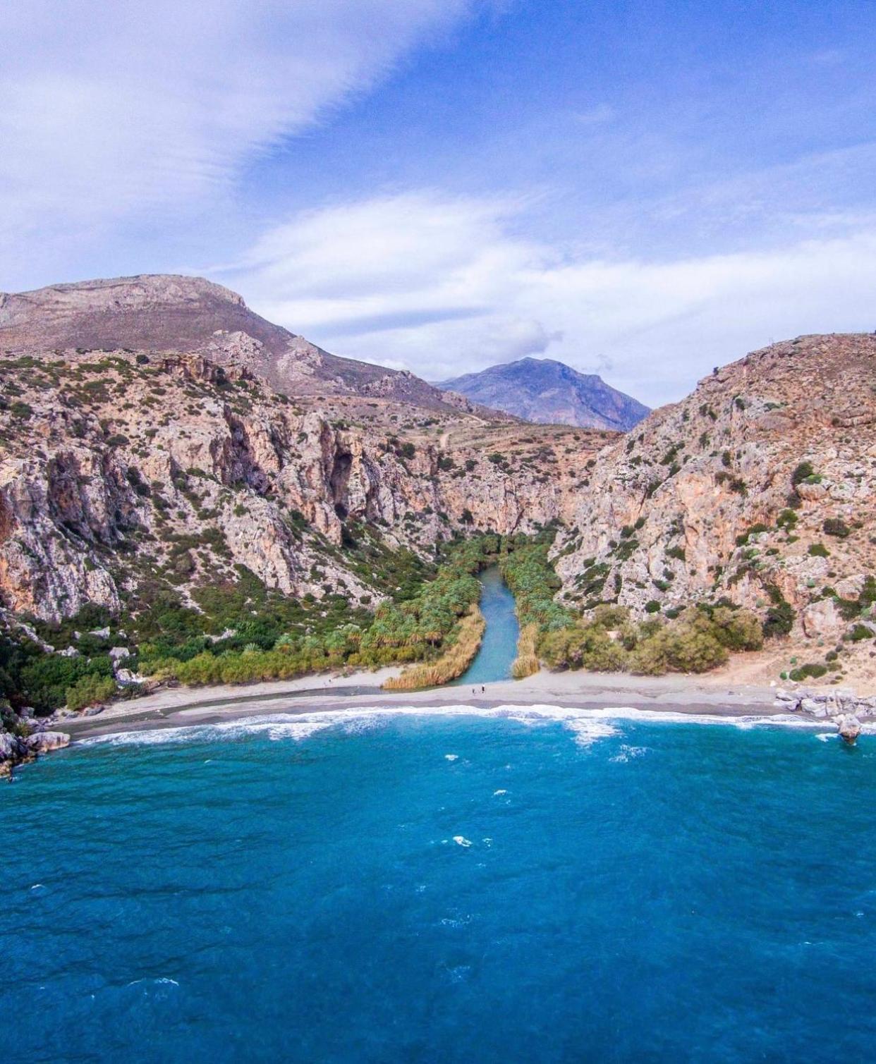 Spílion Costas Inn מראה חיצוני תמונה